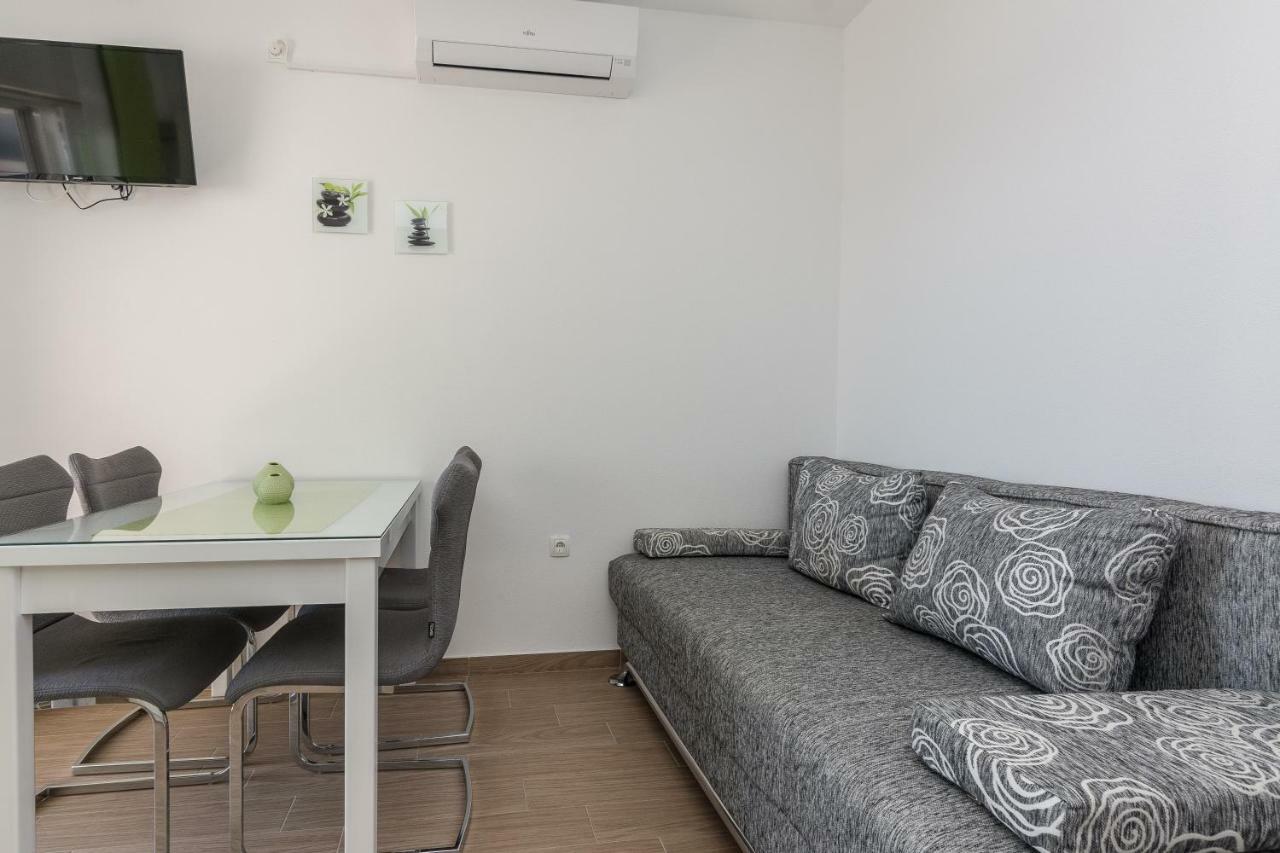 Apartmani Jadranka Starigrad Paklenica Ngoại thất bức ảnh