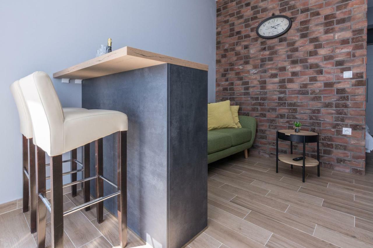 Apartmani Jadranka Starigrad Paklenica Ngoại thất bức ảnh